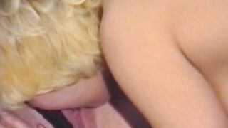 Turned On Hottie likes it when she gets her soak pussy juicy vagina