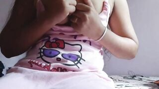 sexy Punjab Amature School Girl Play with Natural Boobs