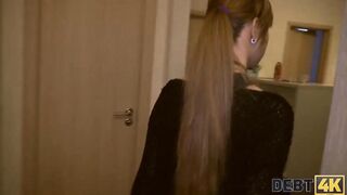 DEBT4k. Man comes to the 18 year old Russian debtor and drills pusy