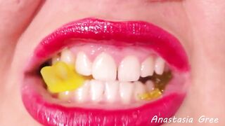Sharpest teeth Intense close up #10