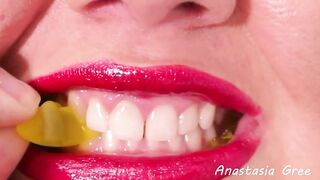 Sharpest teeth Intense close up #10