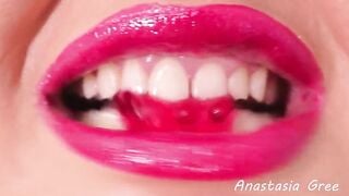 Sharpest teeth Insane close up #17