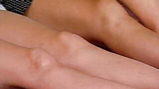 Beste freundinnen ficken mit dem selben typen 3Some