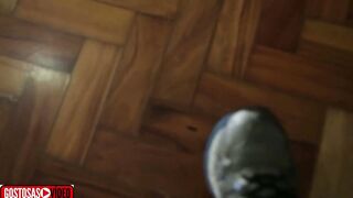 PADRASTO FILMA ENTEADA SÓ DE CALCINHA NA SALA