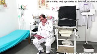 Filthy gynecologist Tim Wetman examines older vaginas