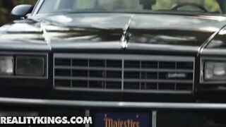 Reality Kings - Thicc hispanic Serena Santos deepthroats cock