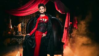 Twistys - Bae Vampire Ariana Marie Plays with herself