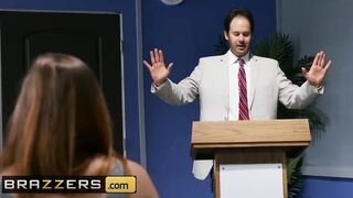Brazzers - Huge Tit School Girl Sofi Ryan Gets Fucked into Class