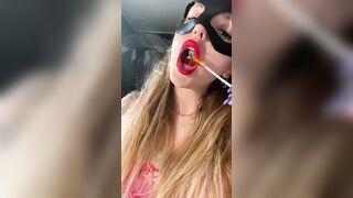 I'll lick your cock the same way.