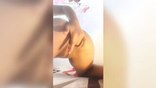 Honey Teenagers finger sweet twat