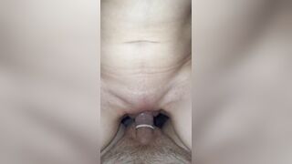 Draining a film of sex with a bimbos at the entrance