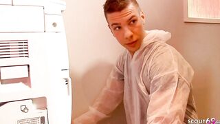 SLENDER OFFICE CHICK KIARA LORD GOT SECRETLY RAW POUNDED ON WORK