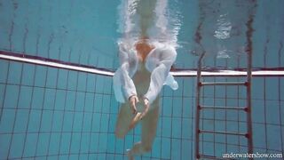 Huge titties ginger Lola underwater naked