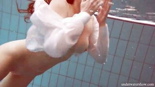 Huge titties ginger Lola underwater naked