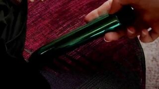 Jvy is a Bae teens who loves to play alone with her dildos
