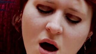 Jvy is a Bae teens who loves to play alone with her dildos