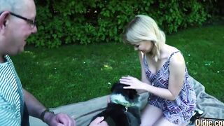 Gf and sugar daddy have stunning sex with jizzed into mouth