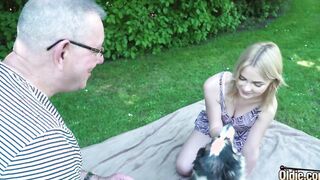 Gf and sugar daddy have stunning sex with jizzed into mouth
