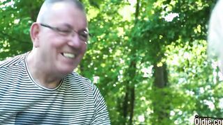 Gf and sugar daddy have stunning sex with jizzed into mouth