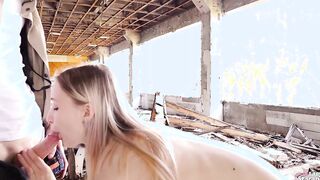 Super Sexy Sex With a school girl Into An Abandoned Building
