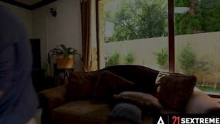 21 SEXTREME - Amazing cougar Stepmommy Tiffany Rousso Give Into To Her Vulgar Stepson
