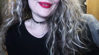 RED LIPS CUNT WITH MOUTH HAD AN GORGEOUS SMOKE CLOSE JUST FOR YOU