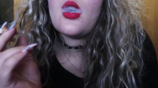 RED LIPS CUNT WITH MOUTH HAD AN GORGEOUS SMOKE CLOSE JUST FOR YOU
