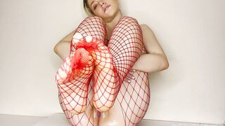 Awesome toes bondage showing off VAIDEO