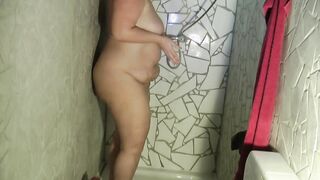 Annadevot - Long dick into the shower