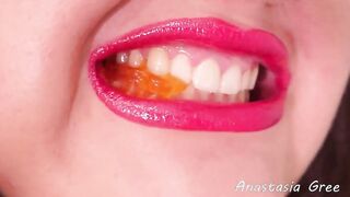 Intense close up teeth Camgirl Anastasia Gree