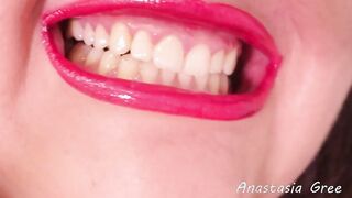 Sharpest teeth close up Insane close up