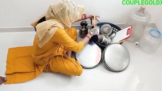 Bartan lelo bahut Shasta hai nahi to muze ake chodo