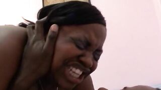 Women gets her fat cunt mounted on a penis and banged! rough