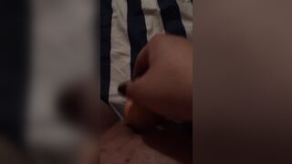 Amateur Squirting sex toy play