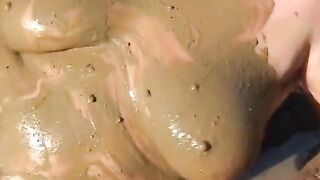Dude fucks turned on mature blonde inside mud public