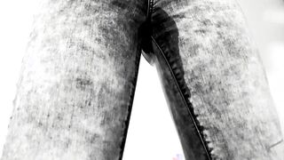 Kinktober day 17 - SOAK LEGGINGS KINK: Bdsmlovers91