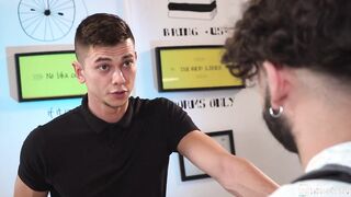 TURNED ON HOSTEL - Tommy Cabrio Is On The Hunt For Huge Booty