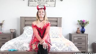Solo blonde, Luna Wulf is having an interview, into 4K