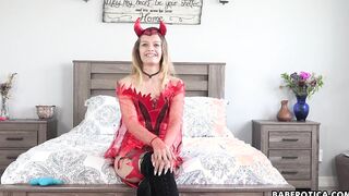 Solo blonde, Luna Wulf is having an interview, into 4K