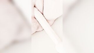 SSBBW Cortigiana: Omg, this vibrator is long, but ...