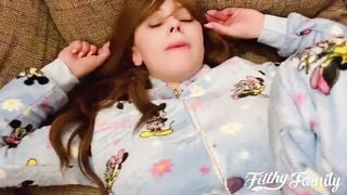STEP DAUGHTER MEETING MY PENIS & JUMPED ON IT