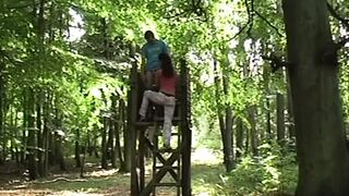 Into der Wildnis hartcore die Joggerin gefickt