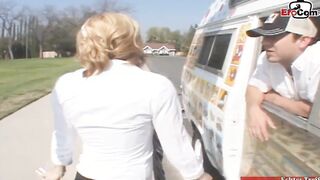 Skinny 18yo blonde college cunt with mouth pick up for vehicle sex