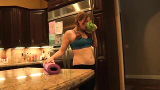 Lesbo Ela Darling and Sovereign Syres are who love dildos