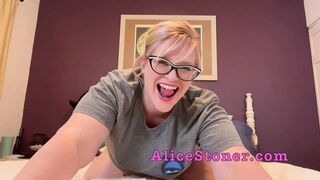Giantess Eats her Little Bears as they run away screaming