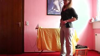 Meine Frau brauchte bei der Hausarbeit meinen Schwanz