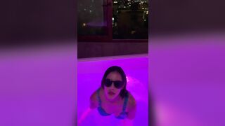 I got very naughty into the jacuzzi