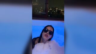 I got very naughty into the jacuzzi