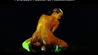 Glow inside the dark babe