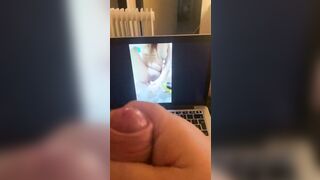 KinkyAsian4U always makes me so turned on